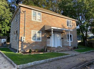 75 Pearl Harbor Pl, Bridgeport, CT 06610