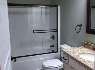 136 1/2 W Main St #6, Richmond, KY 40475
