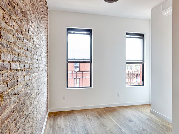 3rd image of 166 W 121st St #5F
