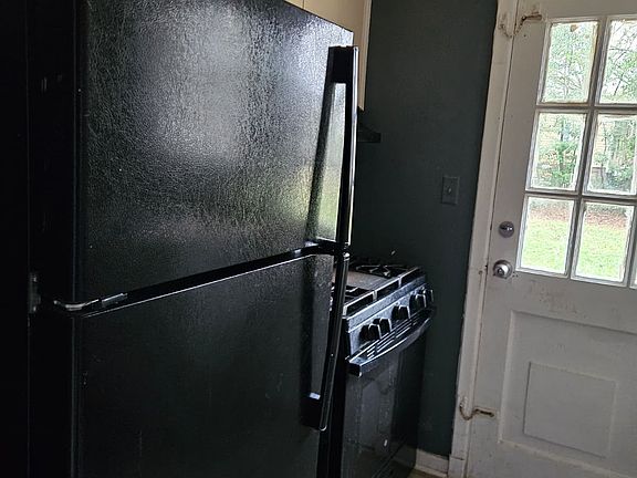 4th image of 2216 Palmetto St #1