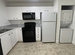 2421 NW 56th Ave #2103, Lauderhill, FL 33313