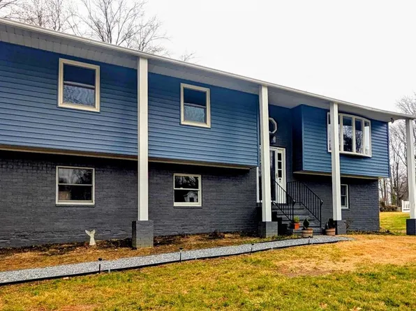 922 Petinot Pl, Stevensville, MD 21666