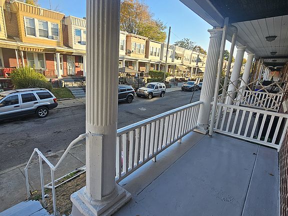 2nd image of 1243 E Stafford St #1
