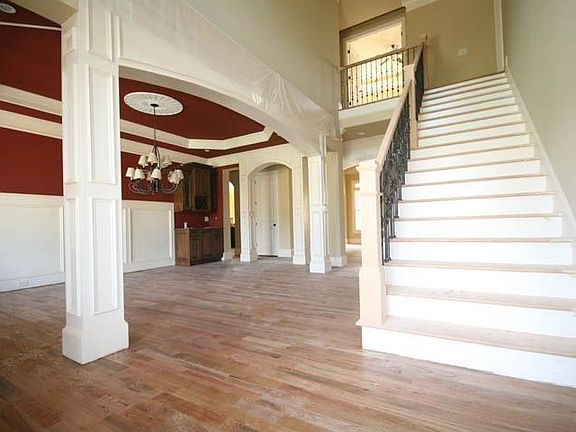 Grand Entrace with Oversized Dining Room