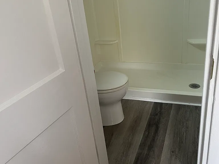 708 N Sheridan Ave — Photo 5
