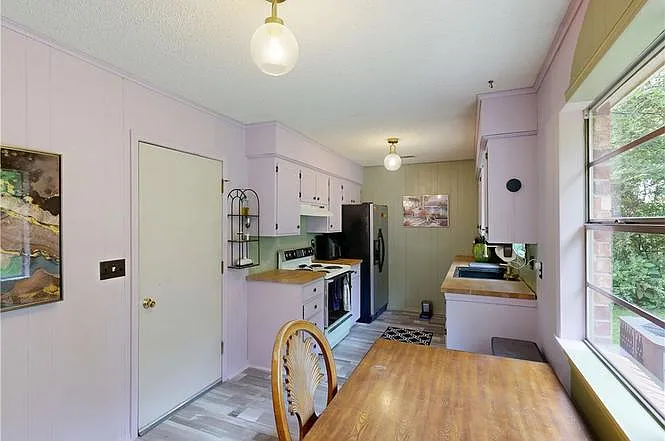 2848 N Peg Ln — Photo 2