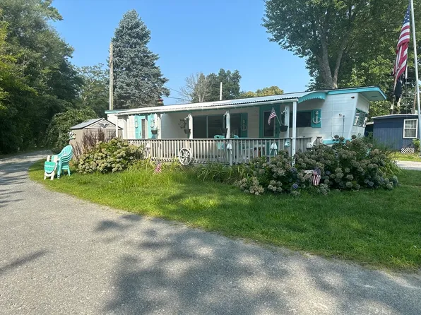 1515 Vfw Pkwy #30, West Roxbury, MA 02132