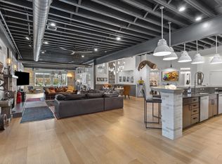 17 W 3rd Ave APT 213, Columbus, OH 43201