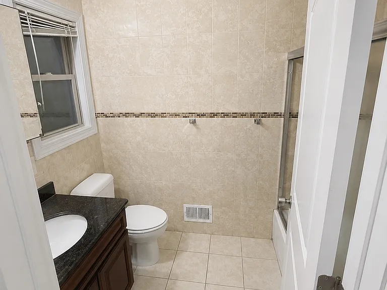 106 Irving St #2 — Photo 8