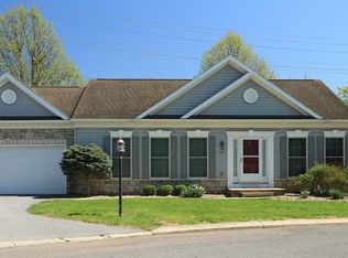 156 Independence Ave, State College, PA 16801