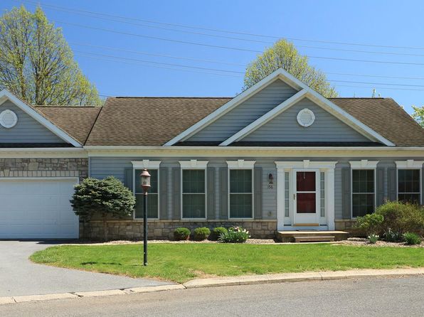 156 Independence Ave, State College, PA 16801