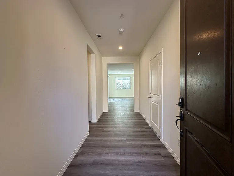 6626 Mogano Dr — Photo 3