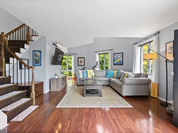 50 Pine St BLDG 2 #215, Montclair Twp., NJ 07042