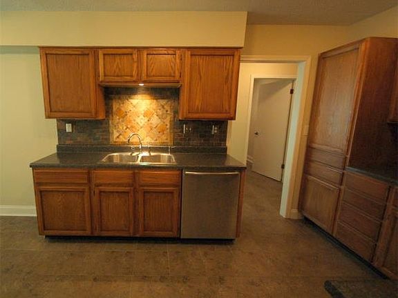 Kitchen (cont.)