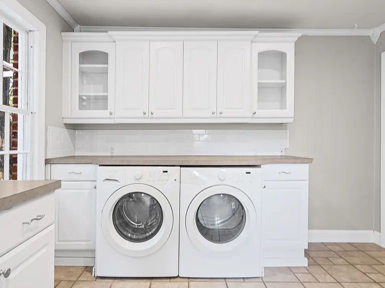 2126 Arnold Dr — Photo 15