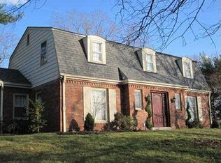 504 Trotwood Ridge Rd, Pittsburgh, PA 15241