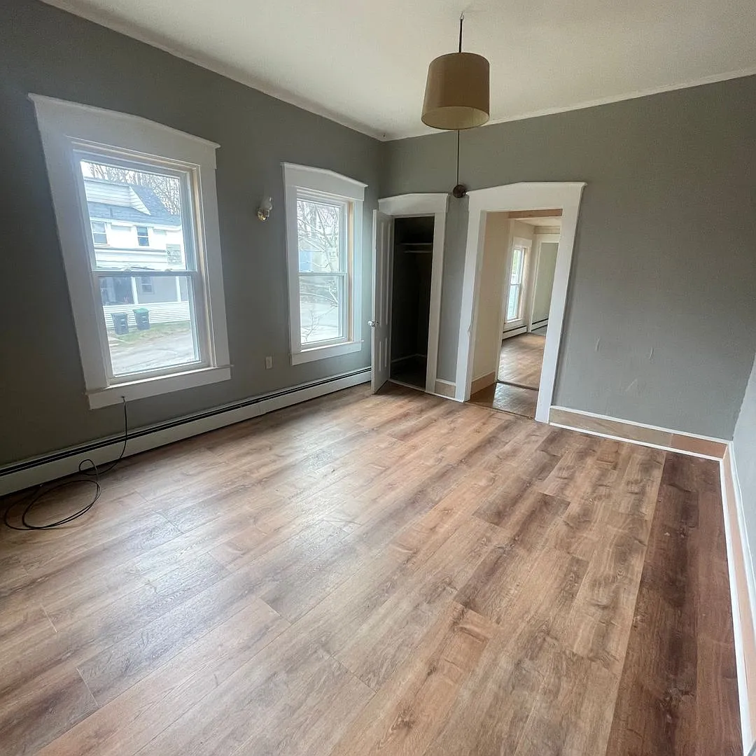 21 Pleasant St. — Photo 1
