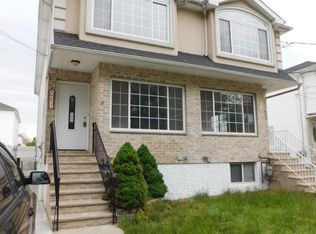 877 Travis Ave, Staten Island, NY 10314