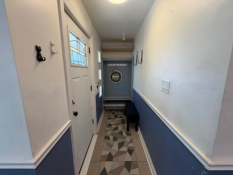 3446 W 38th Pl — Photo 2