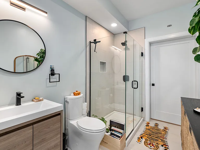 277 Border St #203 — Photo 12