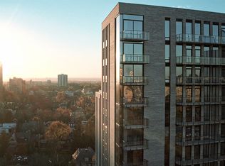 215 Lonsdale Rd #413, Toronto, ON M4V 0B4