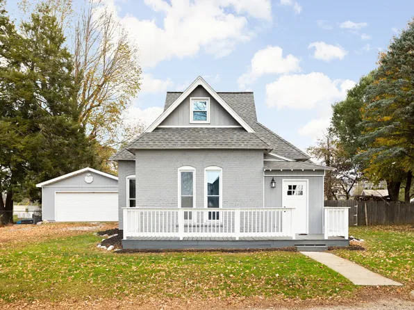 212 W Union St, Waynetown, IN 47990