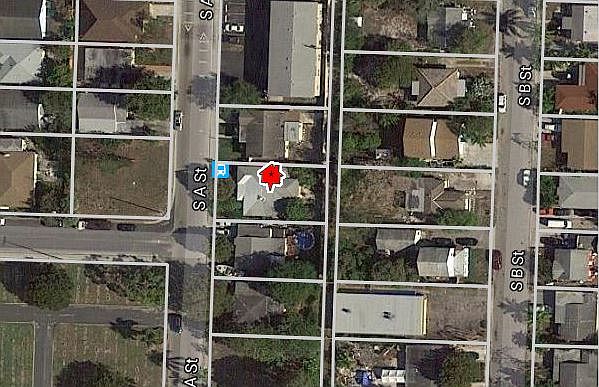 1st image of 714 S A St