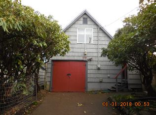 634 NW Lee St, Newport, OR 97365