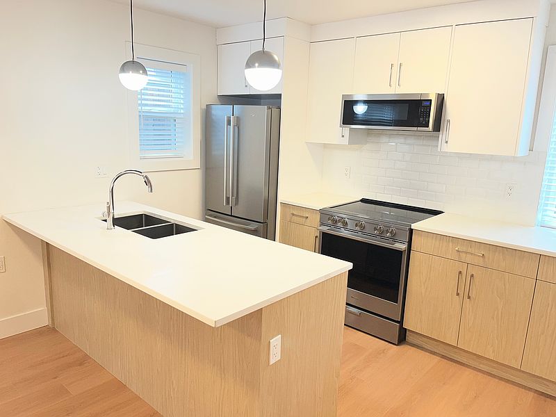 Vancouver Townhouse for rent - 1 Bedroom — photo 2