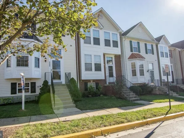 8800 Community Square Ln, Upper Marlboro, MD 20772