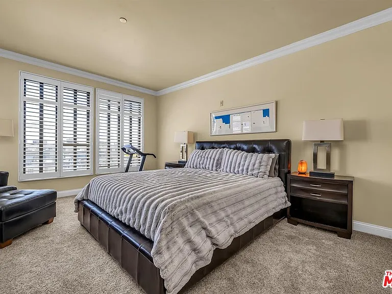 11847 Gorham Ave #308 — Photo 13