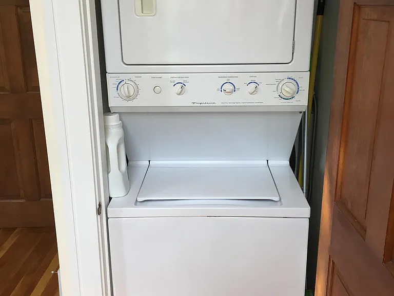 223 W Newton St #3 — Photo 13