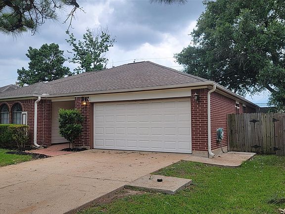 3rd image of 3335 Lakeland Gardens Dr