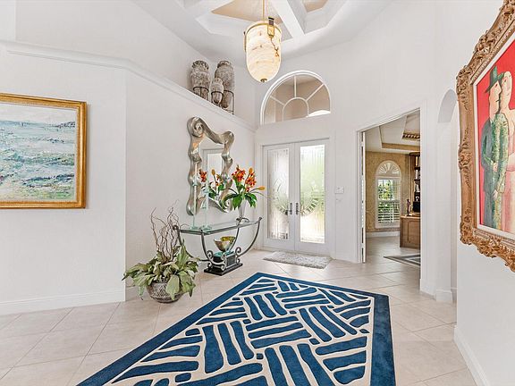 3rd image of 6533 Somerset Circle