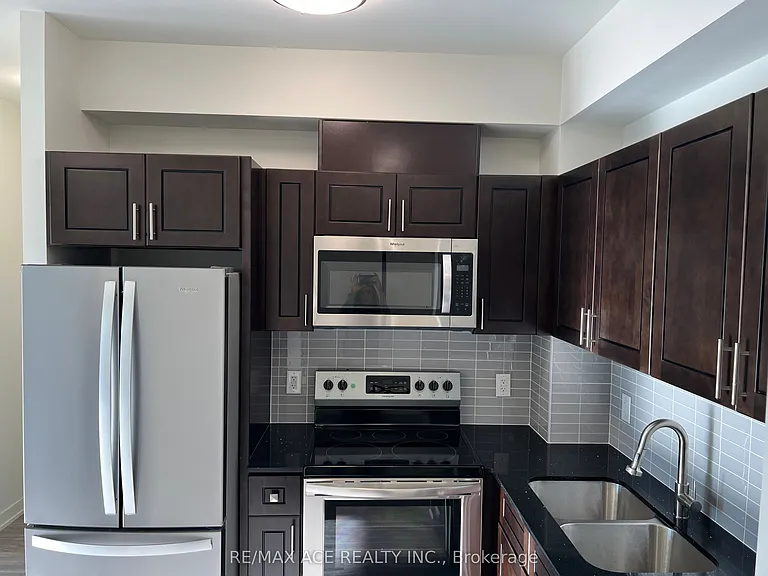128 King St N #1610 — Photo 6