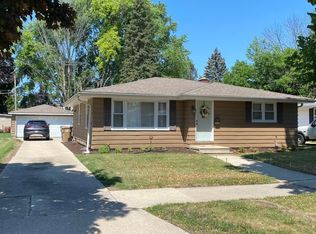 8306 25th Ave, Kenosha, WI 53143