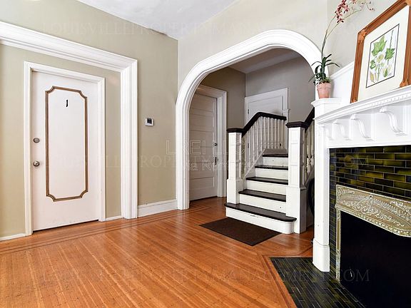 3rd image of 319 W Lee St APT 1