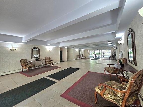 5th image of 46 Grace Avenue #2J