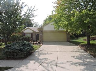9645 Overcrest Dr, Fishers, IN 46037