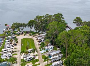 1074 Front St #36, Welaka, FL 32193