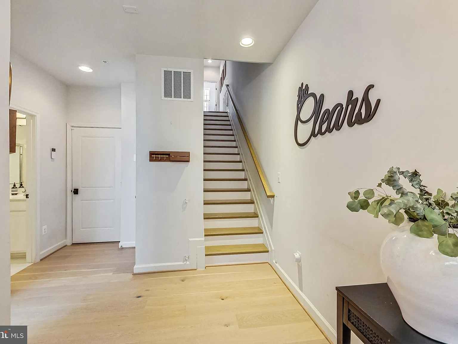 Potomac Overlook Condo — Photo 3