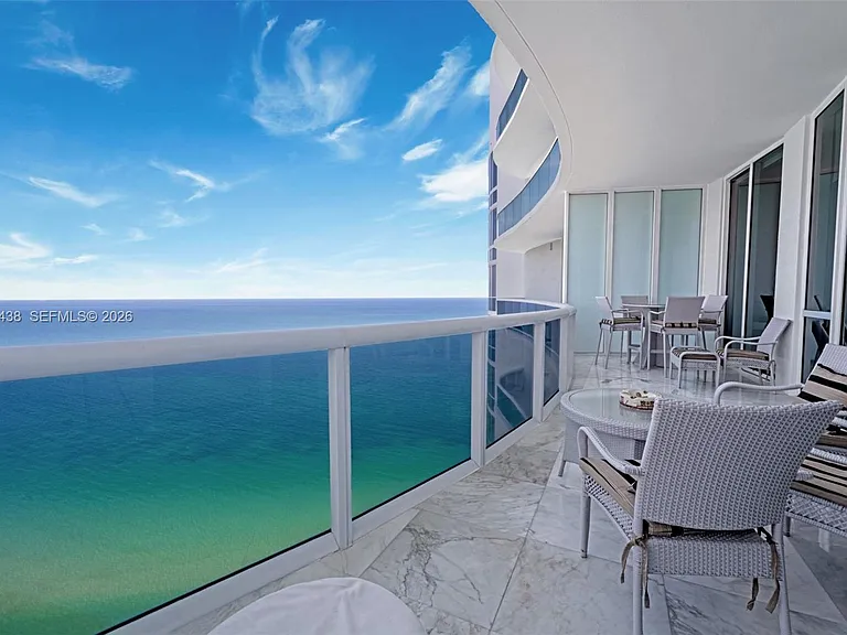 15901 Collins Ave #4103 — Photo 2