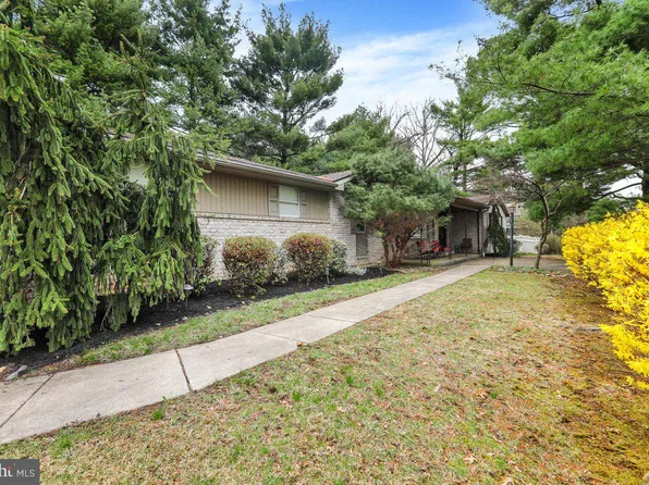 5 Park Rd, Reading, PA 19609