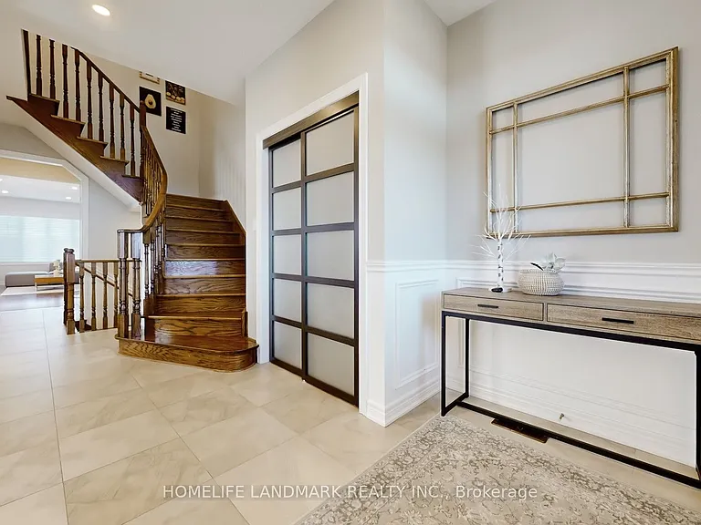 13 Woodway Ln — Photo 25