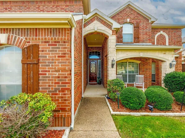 916 Silver Creek Dr, Desoto, TX 75115