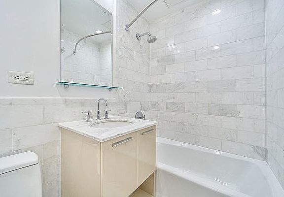 5th image of 49 E 34th St #35B