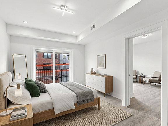 4th image of 2448 N 2nd St #B