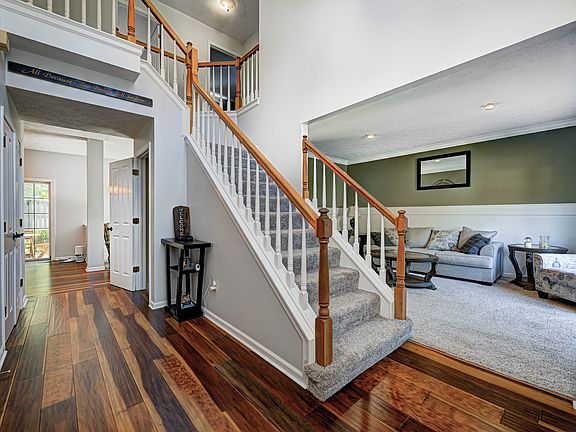 4th image of 6457 Robinsrock Dr