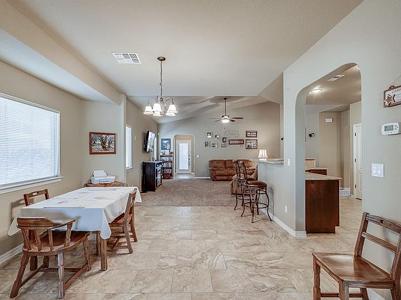 5th image of 7604 Wolf Creek Dr