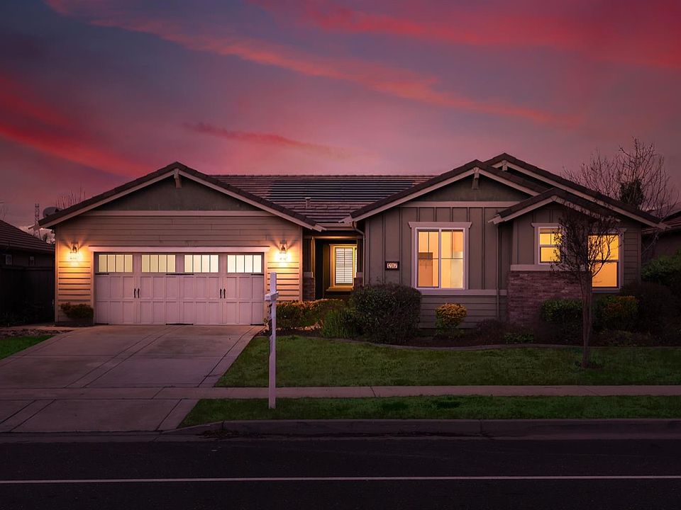 1st image of 12067 Country Garden Dr